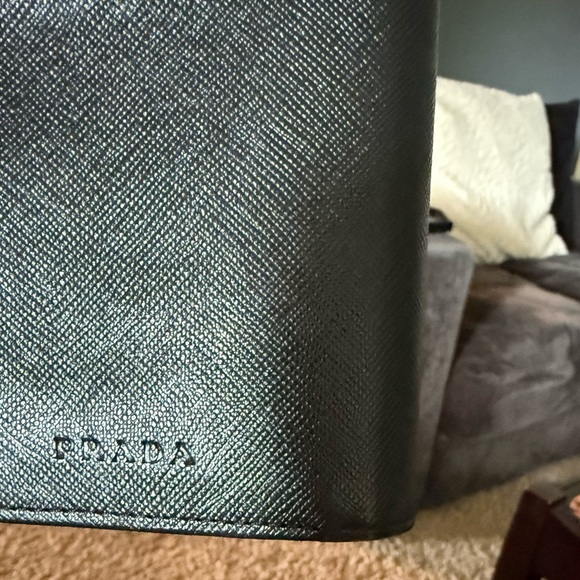 Prada authentic Tessuto Black Leather Card Holder wallet new in box - Picture 3 of 15